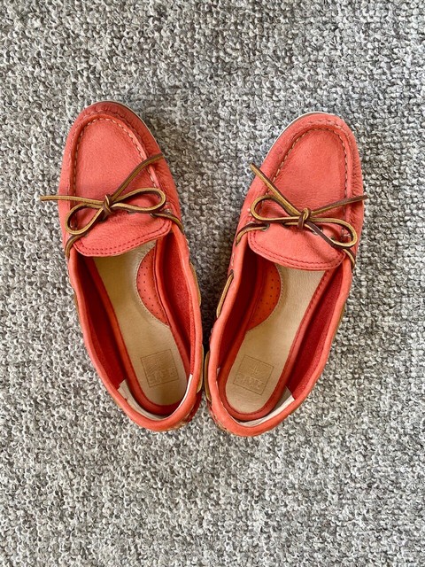 frye boat shoes womens