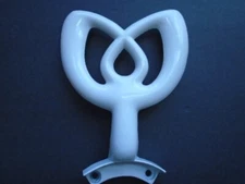 HAMPTON BAY 52'' CEILING FAN REPLACEMENT ARM BRACKET WHITE KOF-S-3 KOF-9