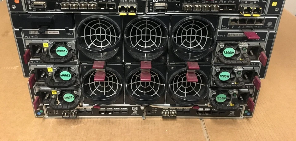 HP C3000 P2000 G3 8x BL460c Gen8 v2 8Gbit FC 128Core 512GB RAM 55TB SAN Solution - Image 3 of 4