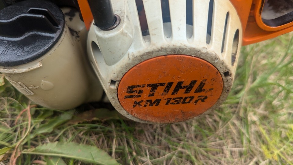 STIHL KM130R KOMBI ENGINE UNIT FOR SPARES REPAIR EBay stihl-km130r-kombi-engine-unit-for-spares-repair-ebay