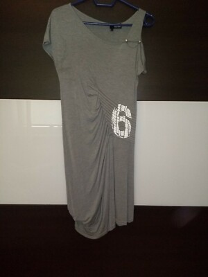 Kleid 2026 DEUX MILLE VINGT SIX GR. 1 GR. 38 grau raffinierte Details