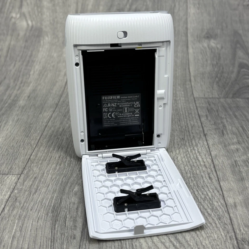 Fujifilm Instax Mini Link 2 Mobile Smartphone Photo Printer - Clay White - Image 3 of 4