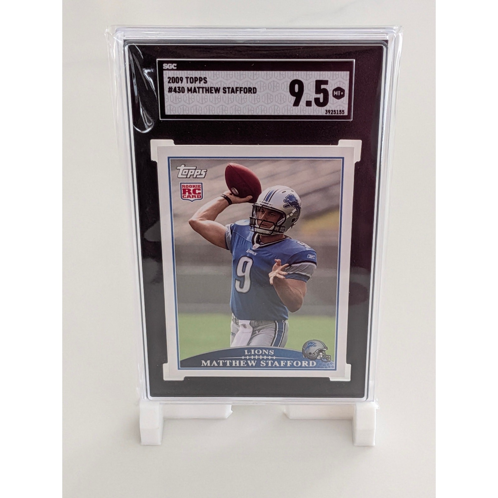 2009 Topps Matthew Stafford Throwing Ball Rookie 430 SGC 9.5 Mint