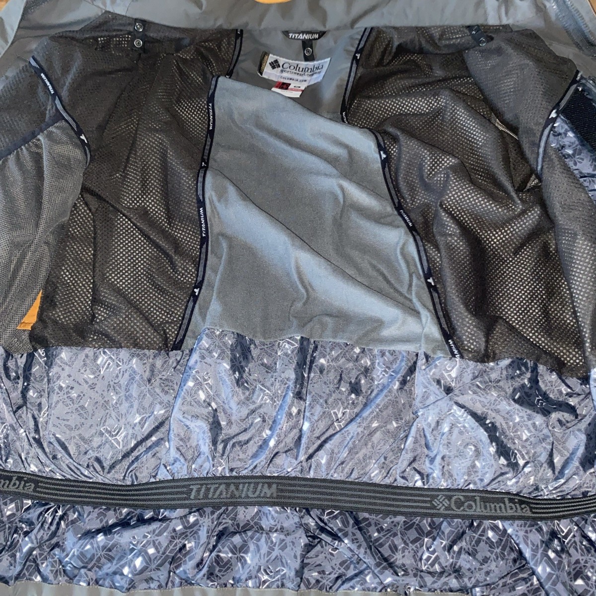 Columbia Titanium Omni-Tech Jacket Men's Size XL Gold Heavy Duty