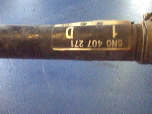 Antriebswelle Links Vorne AKU 6N0407271 VW Polo 60 SDI 44 KW 60 PS 211378 Km