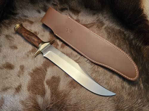 Kevin Kimsey Knife 1992 Custom Bowie. Brass & Walnut Handle. New Sheath - Picture 4 of 10