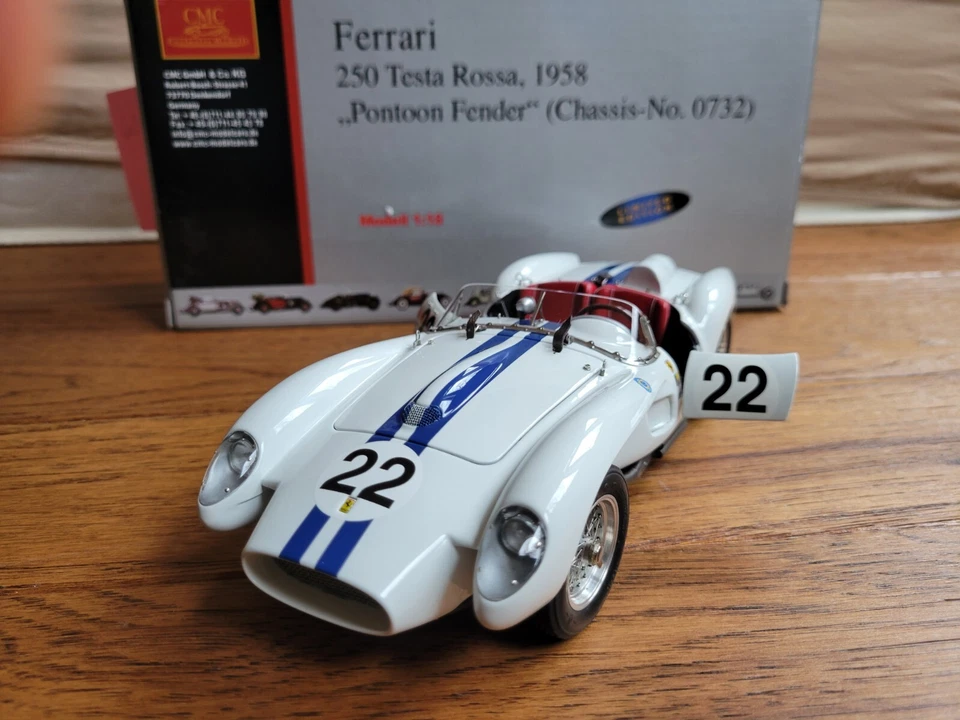 1/18 CMC 1958 Ferrari 250 Testa Rossa Pontoon Fender Chasis 0732  Limited - Image 3 of 4