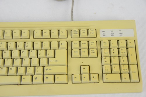 MitSumi KFK-EA4XA PS/2 Keyboard - Picture 4 of 7