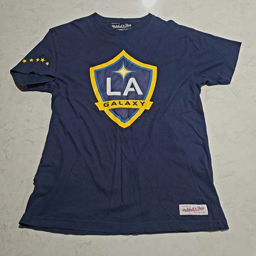 LA Galaxy Mitchell & Ness MLS M Medium Graphic Logo Tee Shirt NWOT