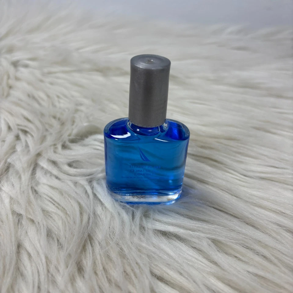 Eau de Toilette Nautica Blue 0,50 fl oz viaje nuevo sin caja Foto 2 de 3