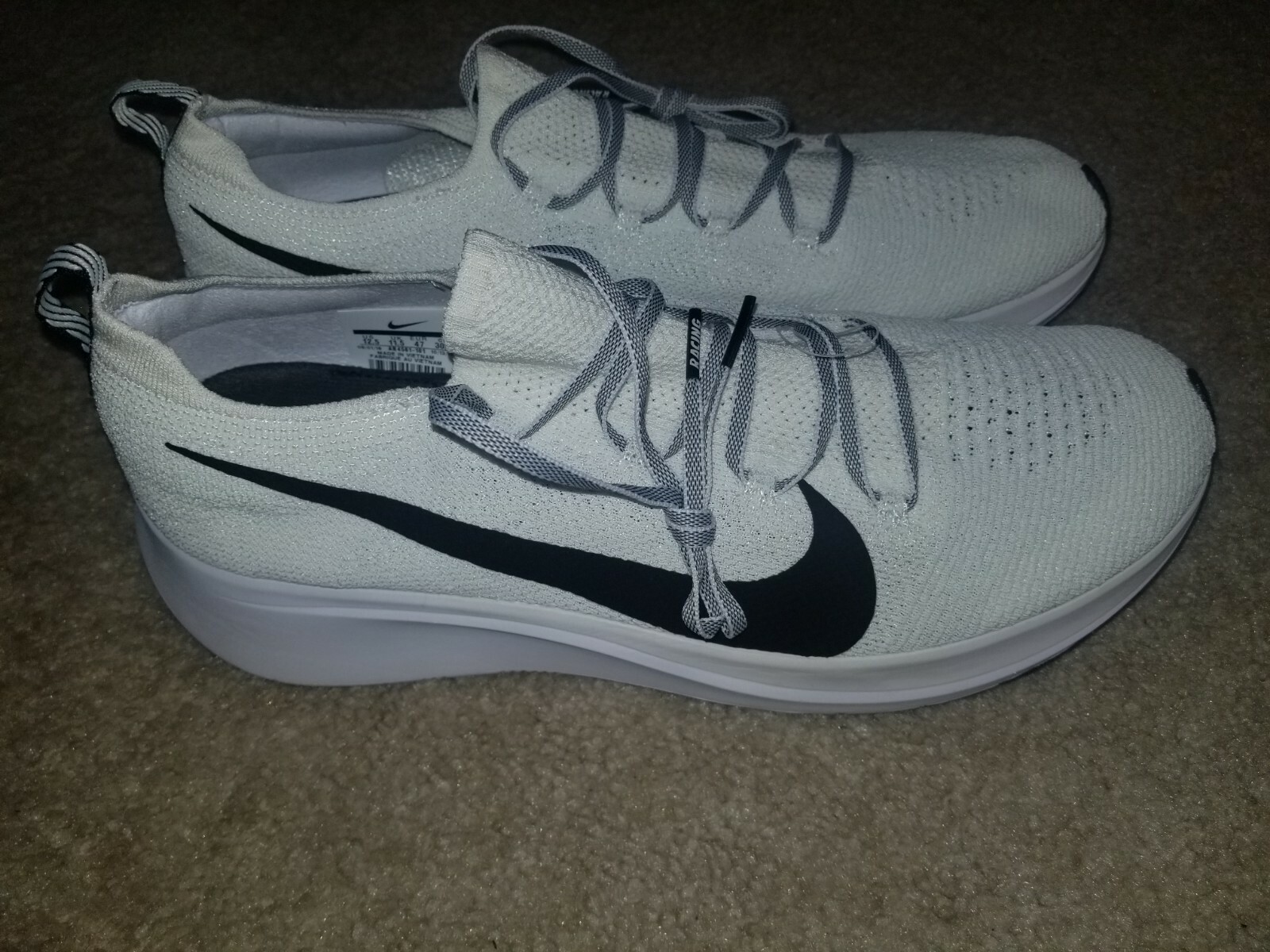 zoom fly flyknit white black