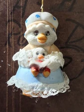Vtg ornament Ceramic Jasco Caring Critter Chimers Bell Mother Bird  Baby 2 3/4"