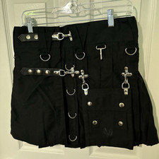 Gothic/Utility Black Kilt With Chains and Sporran 32