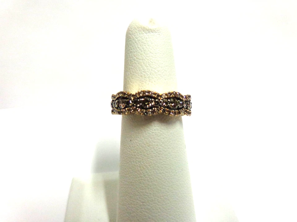 Anillo de diamantes de oro amarillo de 14kt por diseño de banda LeVian talla 5,25 peso banda 3,8 grs abierta Foto 2 de 4