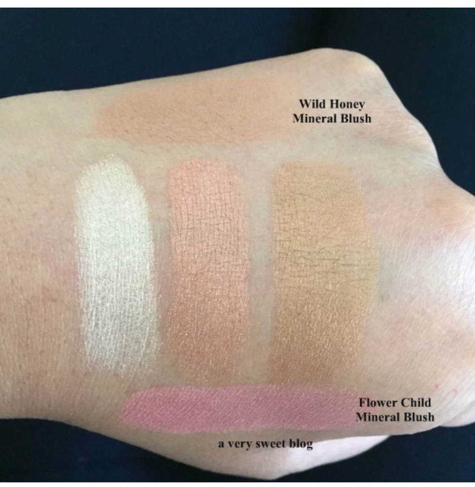 BECCA Afterglow Cheek Palette - NIB - Image 3 of 4