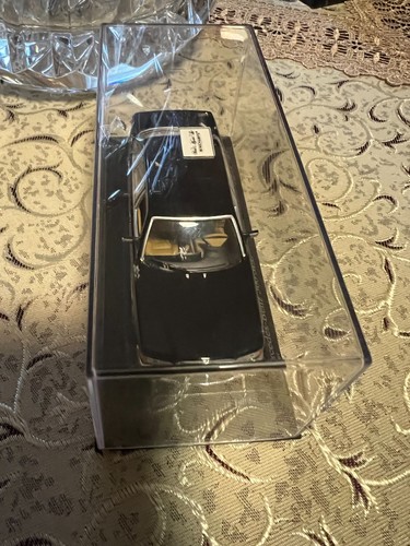 Mercedes-Benz 560 SEL black 1989-91 Minichamps [430 039304] - Picture 6 of 11