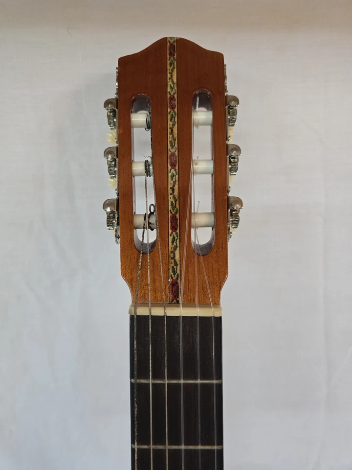 Jose Luis Velazquez Guitarras de Paracho Classical Guitar with Case - Image 3 of 4