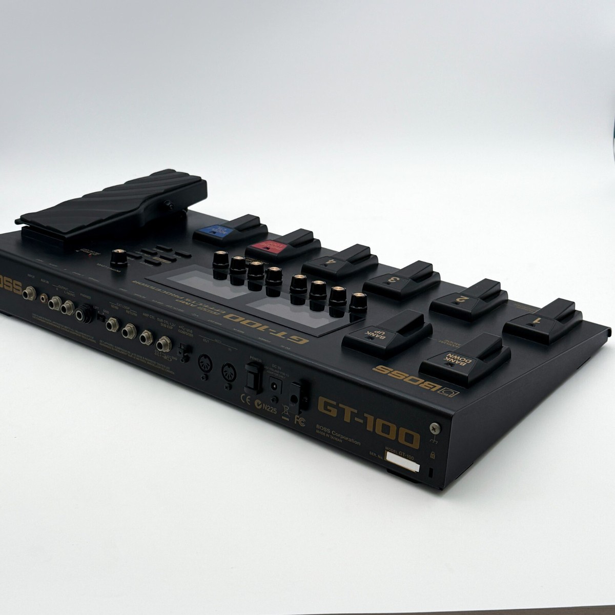 ギター BOSS GT-100 Boss GT-100 Multi-Effects Processor Guitar Effect Pedal Good