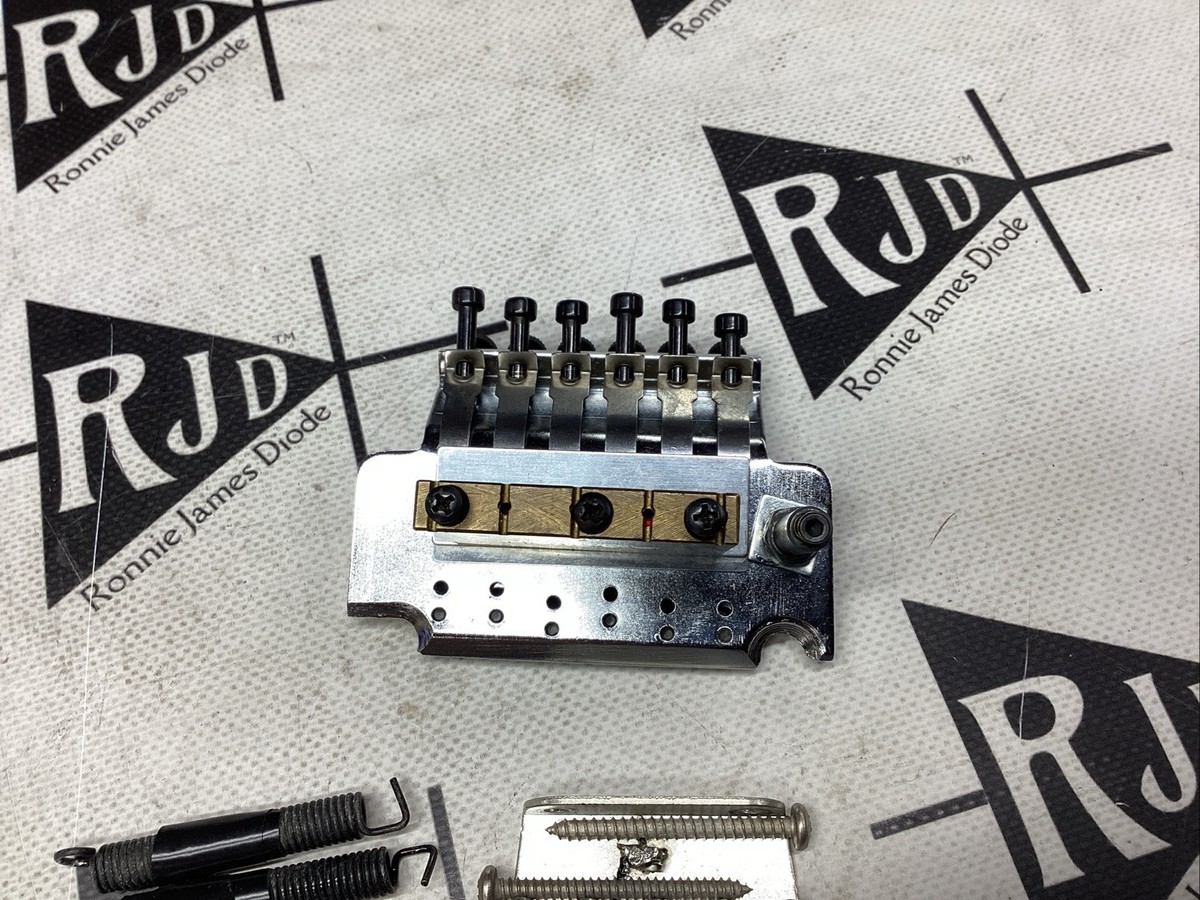 Gotoh GE1988 Licensed Floyd Rose Tremolo Bridge Chrome Offset