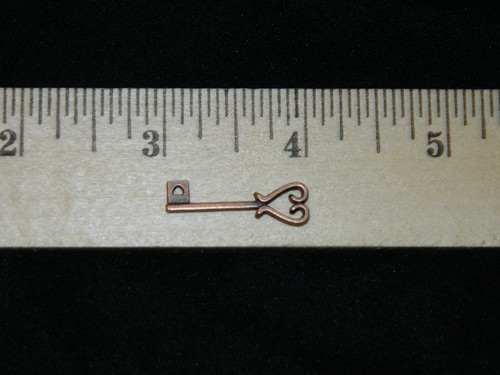 Small Heart Copper Skeleton Key Heart Charm or Pendant - Picture 3 of 3