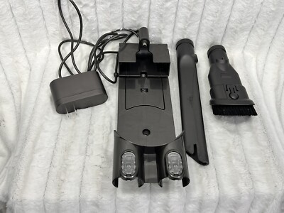 Dyson Genuine V6 Charging Wallmount W/ 2 Accessories MINT COND.