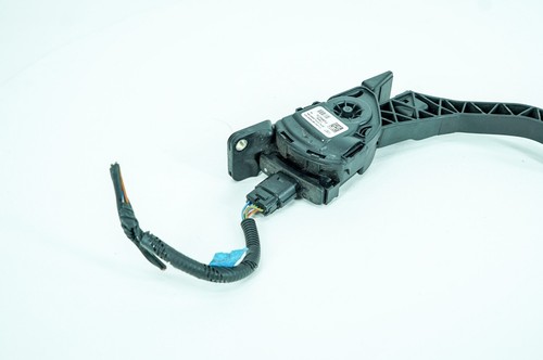 17-19 Ford Escape OEM Accelerator Gas Pedal Accelerator Throttle F1DC-9F830 5082 - Picture 15 of 16