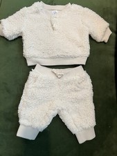 Baby Gap White Fuzzy Sherpa Set 0-3 Months