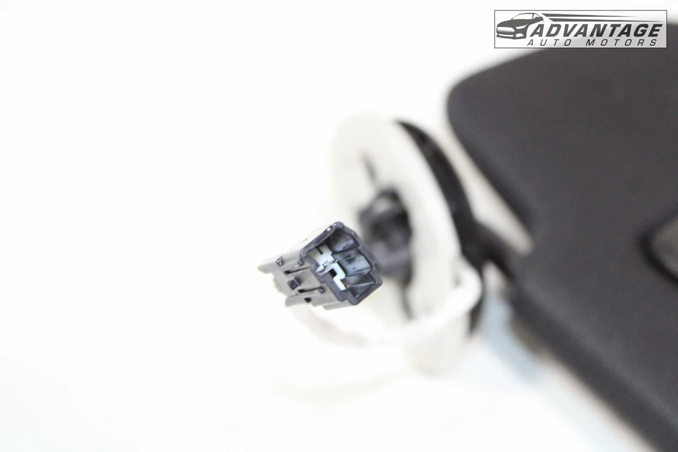 Chevrolet Equinox 2025 parasol delantero derecho lado del pasajero parasol OEM Foto 4 de 4