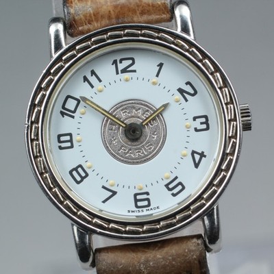 [Exc+5] Vintage HERMES Serie 24 mm weißes Zifferblatt Quarz Damenuhr aus JAPAN