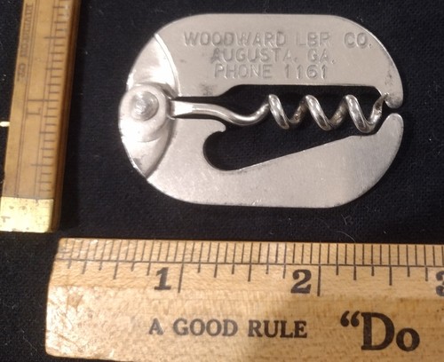 THE CLAM SHELL FOLDING POCKET CORKSCREW BOTTLE OPENER COMBINATION FINE CONDITION
