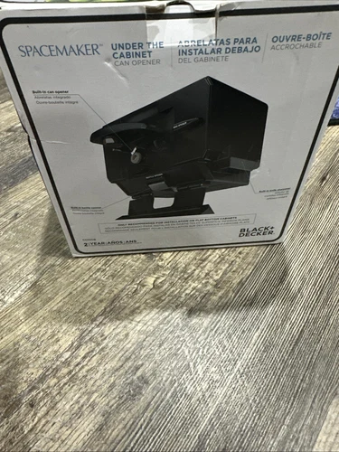 BLACK+DECKER CO100B Spacemaker Multi-Purpose Can Opener - Black