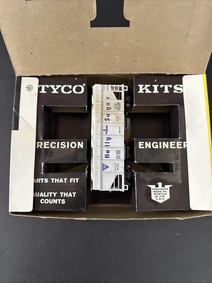 TYCO HO Scale Covered Hopper Car "Operating" Holly Sugar - Original Box - Image 2 of 4