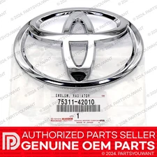 GENUINE Toyota 06-12 RAV4 OEM Front Grille Emblem Badge 75311-42010 / 7531142010