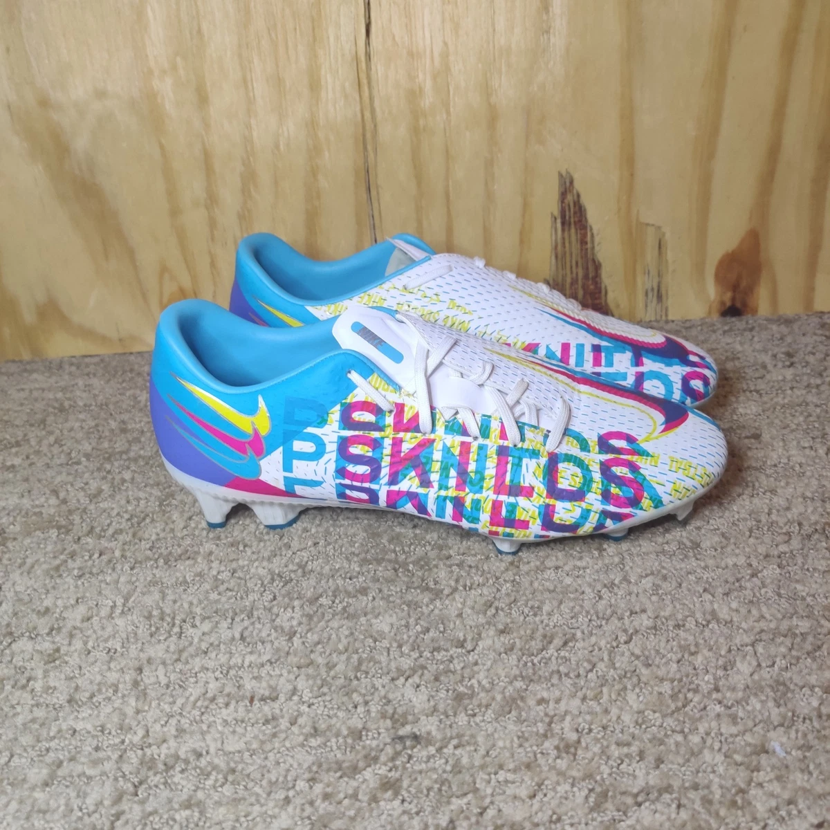 Preços baixos em Nike Phantom GT Academy MG White Pink Blast | eBay