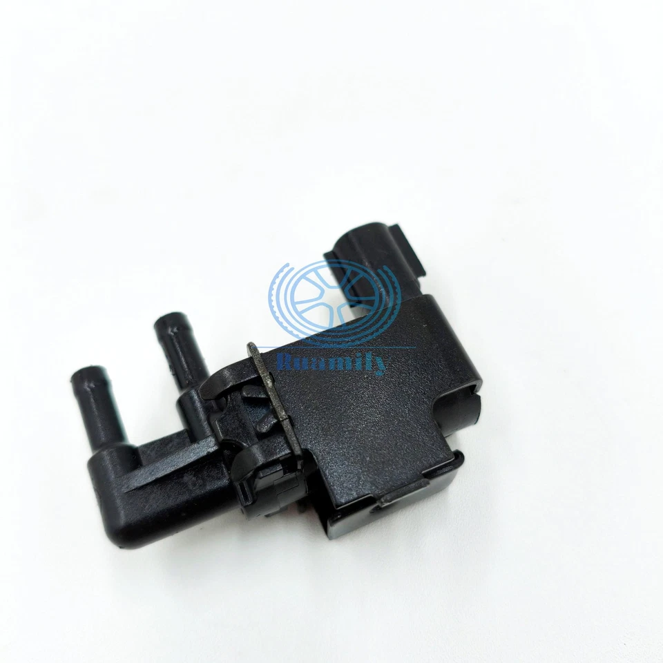OEM Vapor Canister Purge Solenoid Switching Valve For Toyota 25860-75160 - Image 3 of 4
