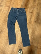 NYDJ Not Your Daughter’s Jeans Straight Leg Blue Denim Ladies Jeans Size 8 