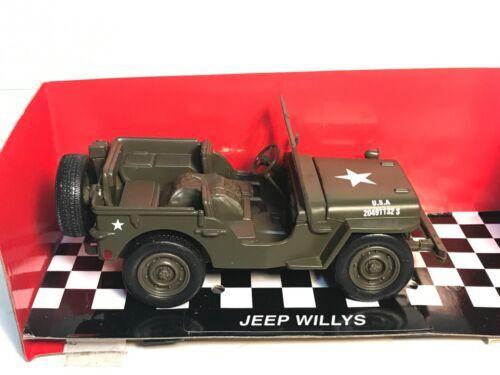 Miniatures Militaires 1/32 - Camion Chevrolet Plateau 1941 + Jeep Willys 1941 - HTC