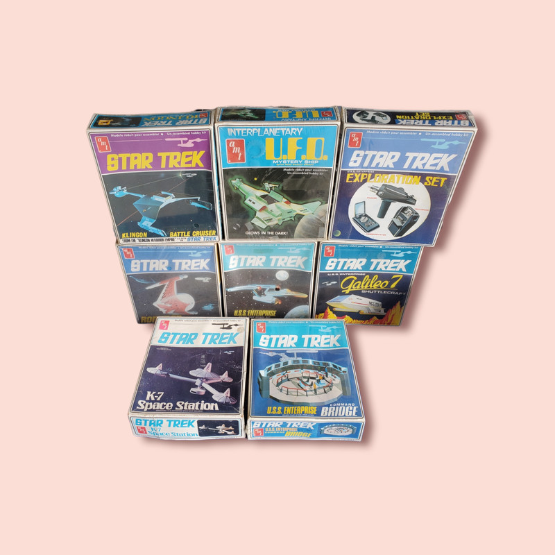 Vintage 1970s Star Trek AMT Plastic Model Kit Set of 8- Boxed (ToySet-SRP-111)