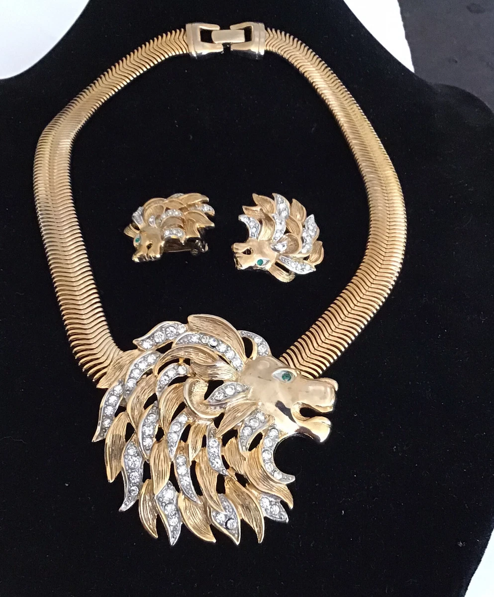 Omega chain with pendant new arrivals