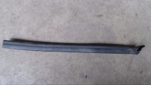 Dichtung Deckel Seitlich Vorne Rechts 51767143757 BMW 320d DPF Bj 2005 E90 /