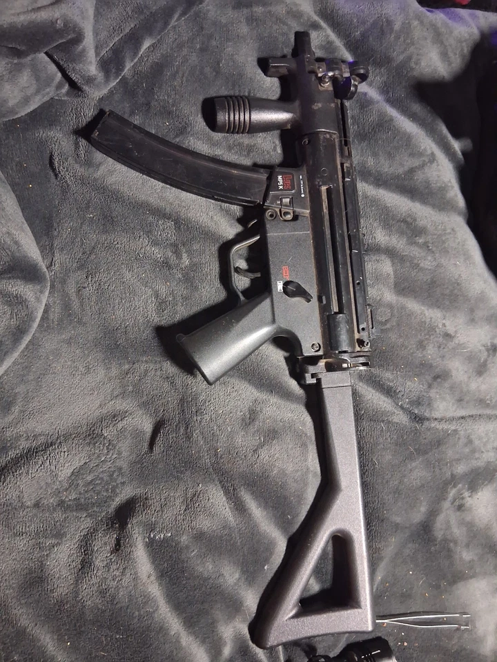 Pistola H&K MP5 K-PDW CO2 BB .177 Foto 2 de 2