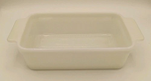 Vintage Anchor Hocking Fire King Milk Glass 1 QT Casserole Dish