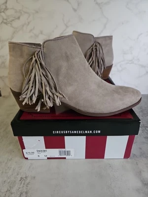 Sam Edelman Piper Cashmre Taupe Imitación Gamuza Flecos Botines 8M Nuevo - Imagen 1 de 4