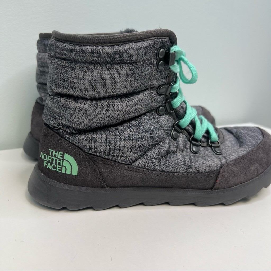 The North Face ThermoBall Lace Up Soft Shell Snow Boots Gray Womens Size US 7 thumbnail 9