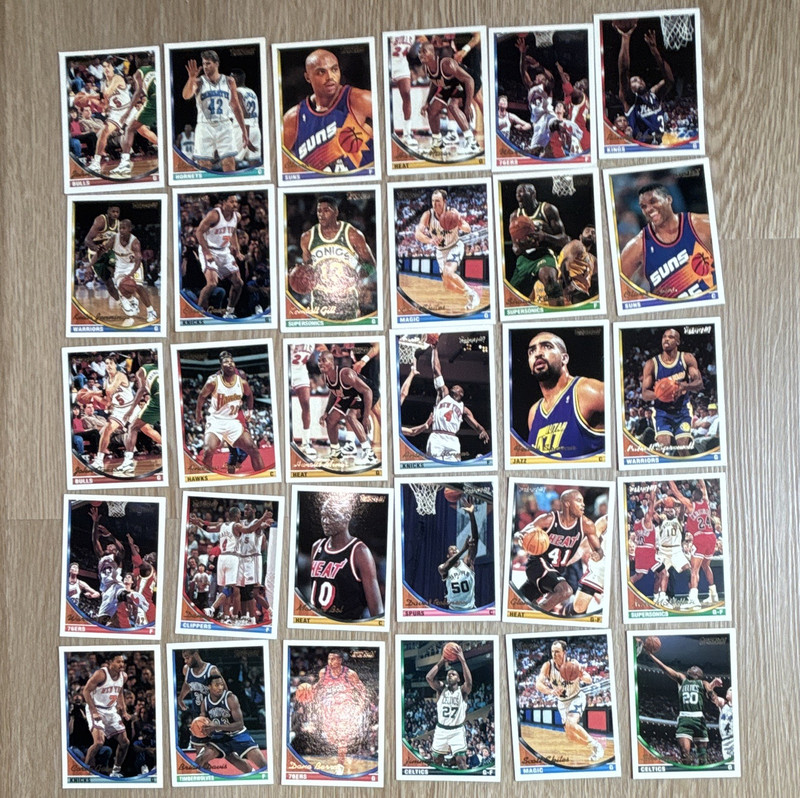 Topps Gold 30-Card Lot 1994-95 NBA Basketball Mourning