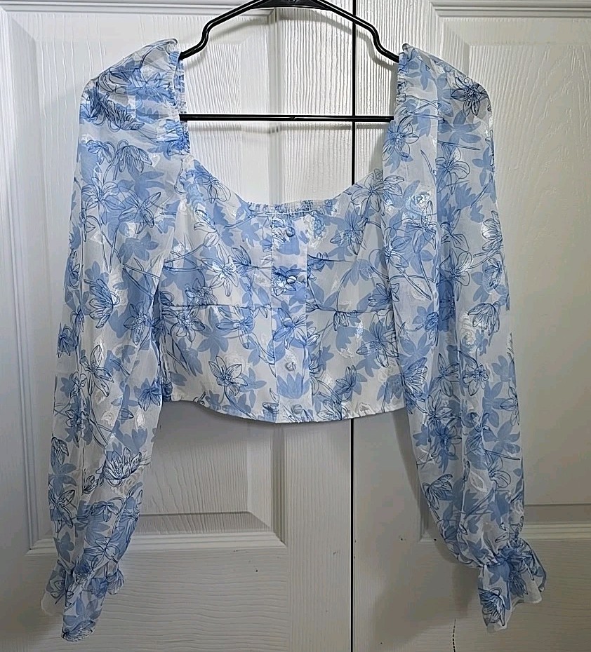 Crop Top Blue Flowers XS  NEW Never Worn Free Shipping Included-image