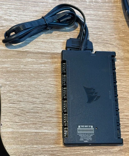 Corsair Commander CORE RGB PWM Fan Controller ONLY iCUE H100i/H150i/Capellix/XT