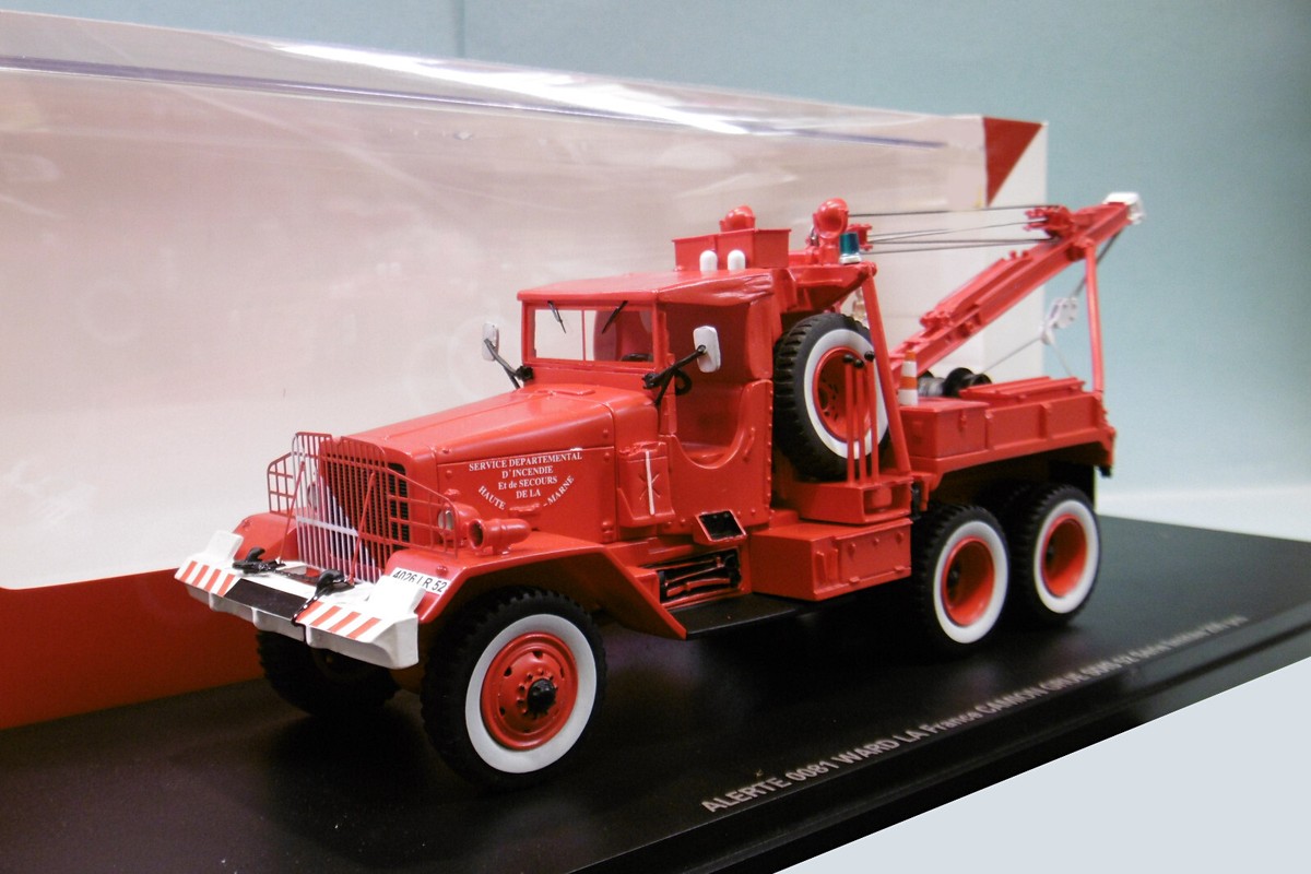Camion De Pompier Ward La France - Modèle Réduit 1:43 - Alerte Réf. 0076 - Neuf