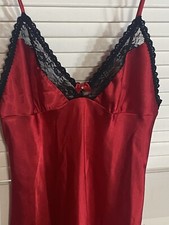 Lingerie Apt. 9 Rouge Avec Bordure Noire - Taille S (Small) - Style Babydoll