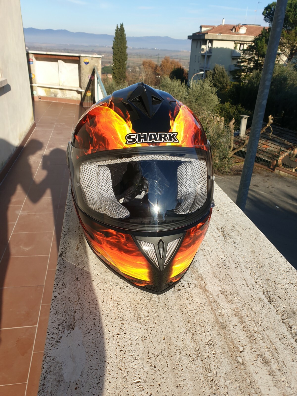 Foto 1 di 5
